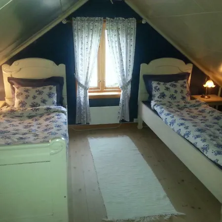 Skjerping Gård * Lonevåg